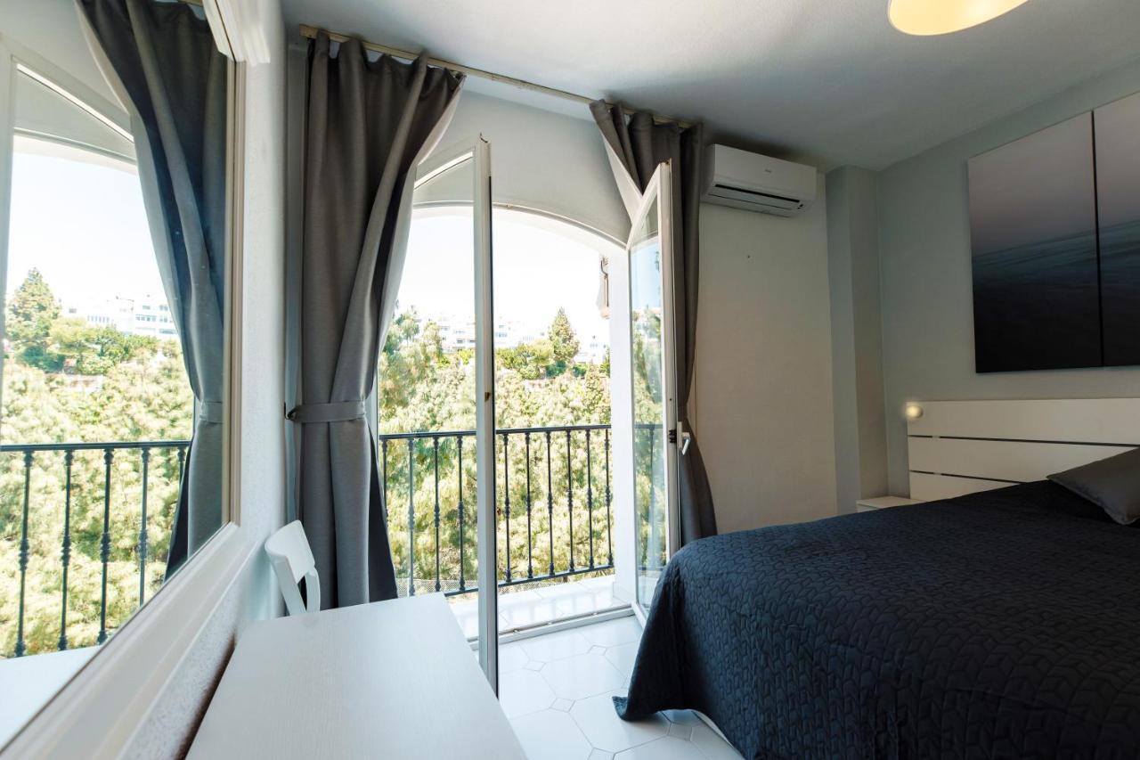 Spacious 2-Bedroom Apartment With Free Parking Sitio de Calahonda エクステリア 写真