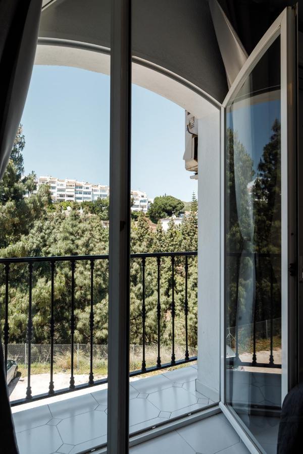 Spacious 2-Bedroom Apartment With Free Parking Sitio de Calahonda エクステリア 写真