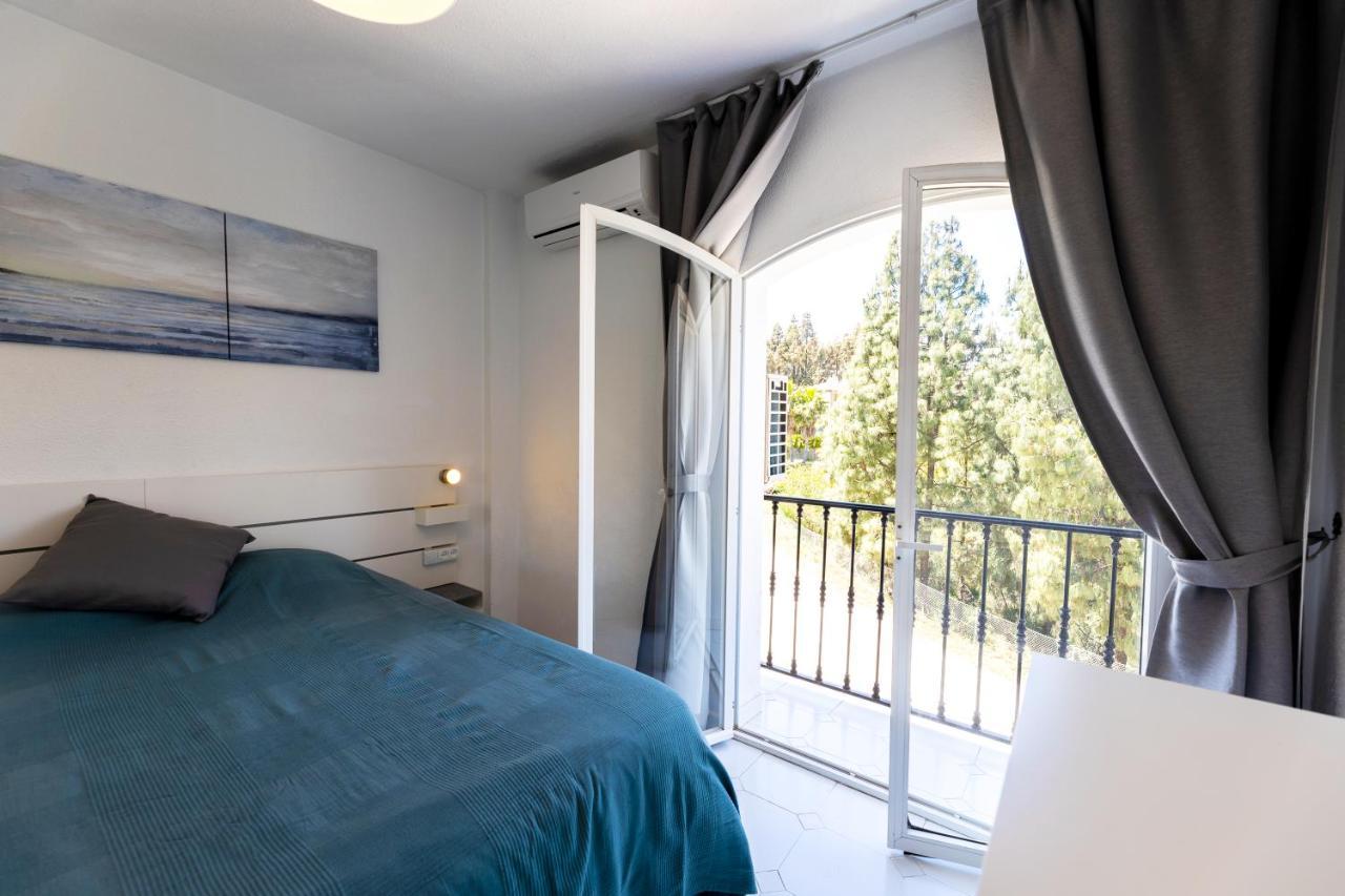 Spacious 2-Bedroom Apartment With Free Parking Sitio de Calahonda エクステリア 写真