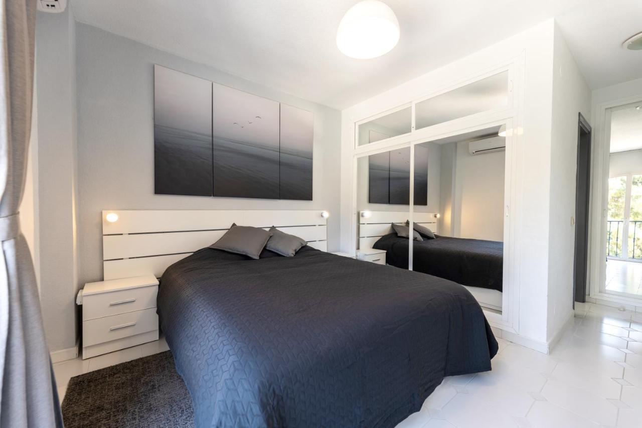 Spacious 2-Bedroom Apartment With Free Parking Sitio de Calahonda エクステリア 写真